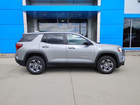 Used 2026 GMC Terrain Elevation AWD/4WD image 2