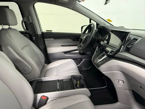 Used 2018 Honda Odyssey EX-L image 49