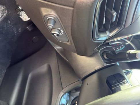 Used 2023 Chevrolet Equinox RS image 14