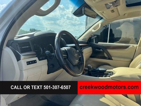 Used 2018 Lexus LX 570 4WD w/ Luxury Package image 8