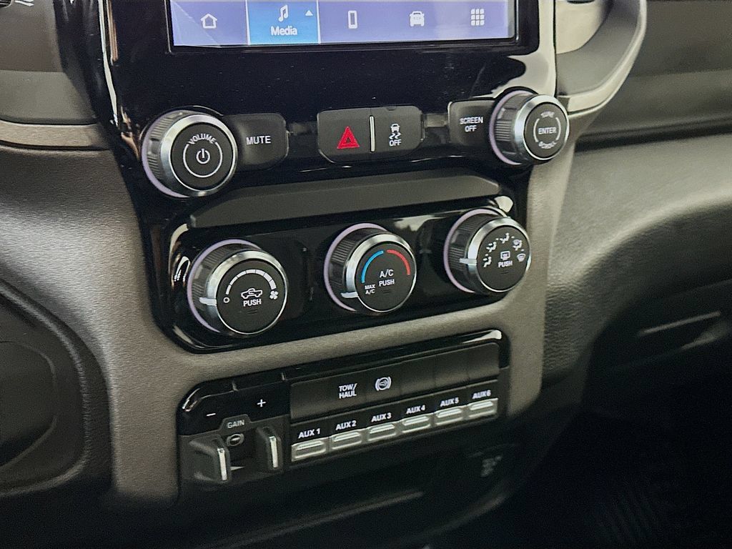 New 2026 RAM 3500 Tradesman w/ Chrome Appearance Group A AWD/4WD image 15
