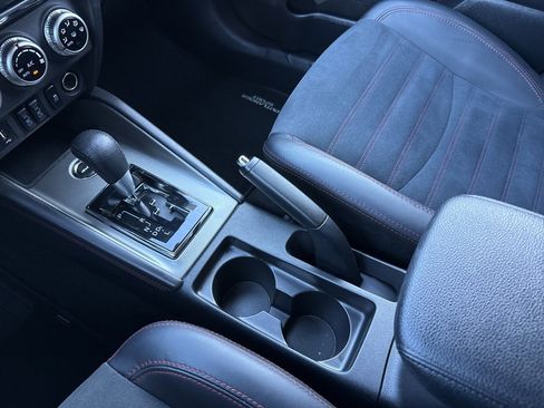 Used 2024 Mitsubishi Outlander Sport 2.0 ES image 18