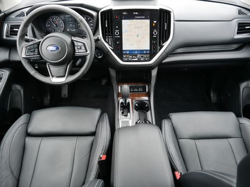 Certified 2025 Subaru Ascent Touring image 10