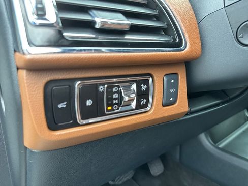 Used 2023 Lincoln Navigator Reserve w/ Monochromatic Package AWD/4WD image 21