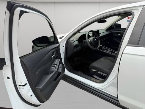 Used 2024 Honda Accord LX image 8