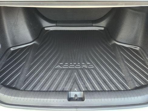 Certified 2023 Honda Accord LX image 30