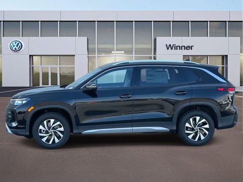 New 2026 Volkswagen Tiguan S image 2