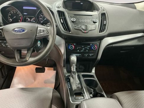 Used 2017 Ford Escape SE FWD image 12