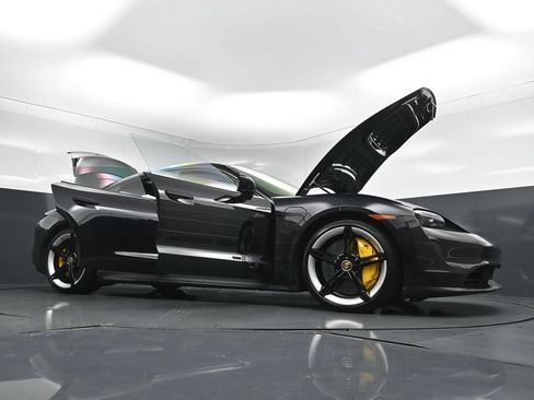 Used 2024 Porsche Taycan Turbo S w/ Premium Package AWD/4WD image 37