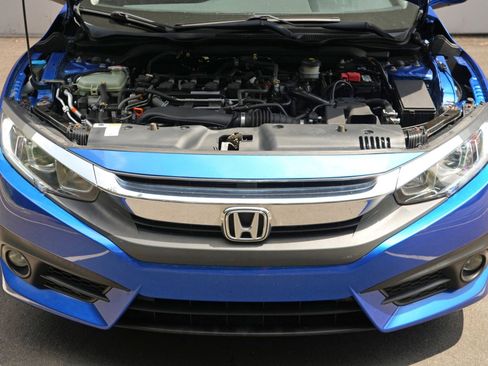 Used 2017 Honda Civic EX-T image 7