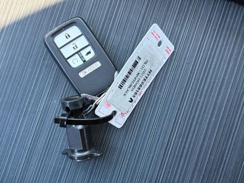 Used 2021 Honda Pilot Touring image 39