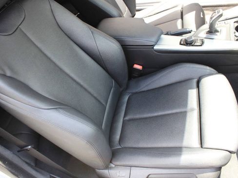 Used 2017 BMW 430i Coupe w/ M Sport Package RWD image 15