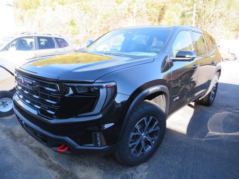 New 2026 GMC Acadia AT4 w/ Super Cruise Package image 3