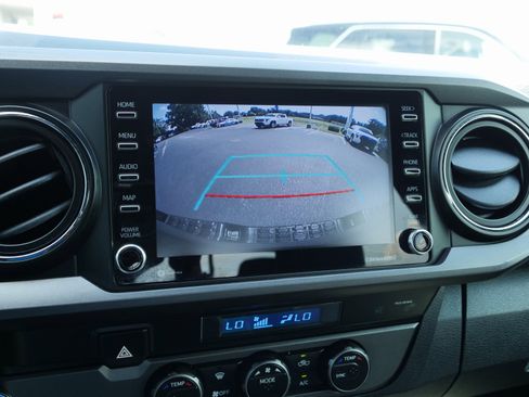 Used 2022 Toyota Tacoma TRD Sport image 24