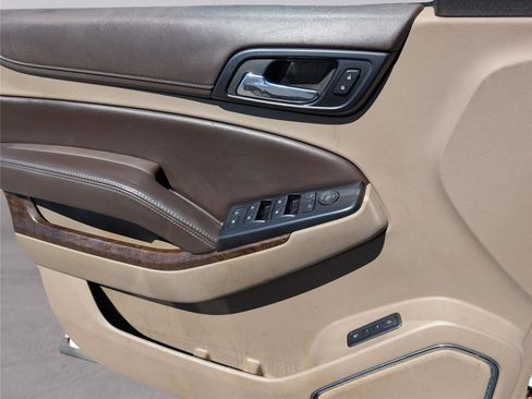 Used 2015 Chevrolet Tahoe LT image 15