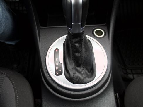 Used 2016 Volkswagen Beetle 1.8T S image 21