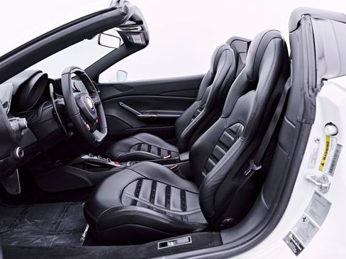 Used 2019 Ferrari 488 Spider RWD image 50