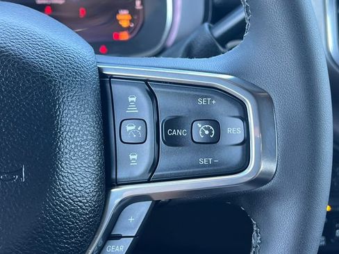 Used 2025 RAM 3500 Laramie AWD/4WD image 28