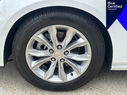 Used 2023 Chevrolet Malibu LT w/ Driver Confidence Package image 6