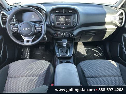 Used 2023 Kia Soul LX w/ LX Technology Package image 10
