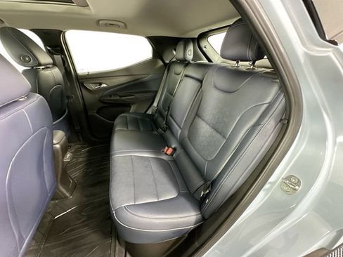 Used 2023 Chevrolet Bolt EUV Premier w/ Sun & Sound Package FWD image 26