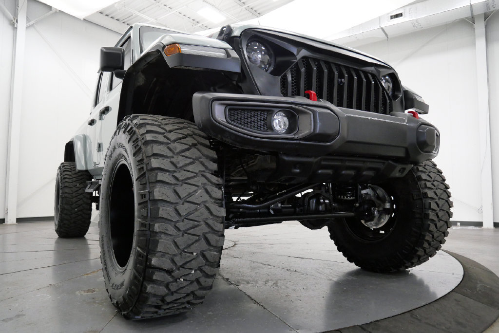 Used 2023 Jeep Gladiator Rubicon w/ LED Lighting Group AWD/4WD image 42