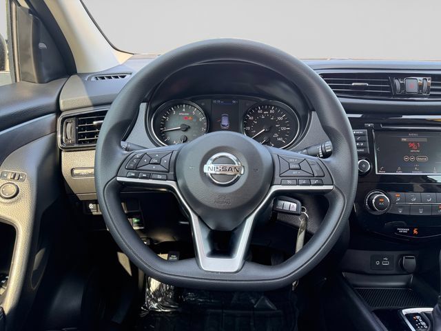 Used 2021 Nissan Rogue Sport S FWD image 11