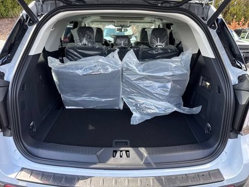New 2026 Ford Explorer Active w/ Active Comfort Package AWD/4WD image 14