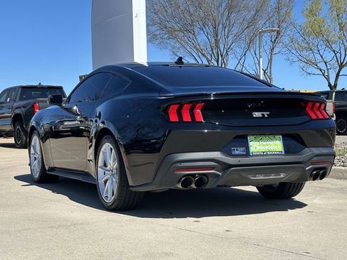 Used 2024 Ford Mustang GT Premium image 3