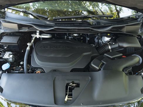 Used 2025 Honda Odyssey Sport-L image 43