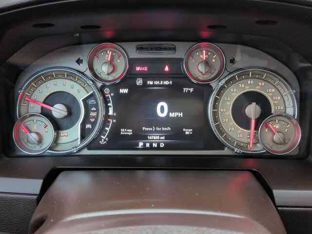 Used 2017 RAM 1500 Laramie Longhorn RWD image 31