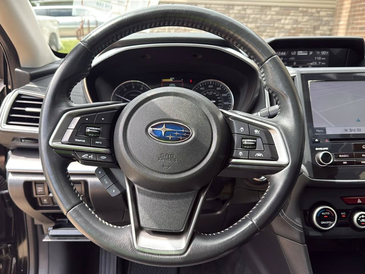 Used 2017 Subaru Impreza 2.0i Limited AWD/4WD image 9