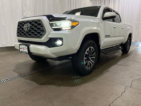 Certified 2023 Toyota Tacoma TRD Sport w/ TRD Premium Sport Package AWD/4WD image 26