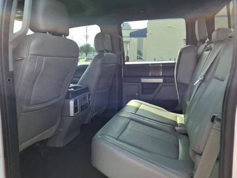 Used 2018 Ford F150 Lariat AWD/4WD image 24