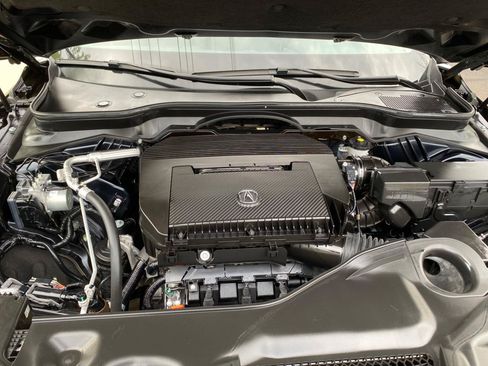 Used 2024 Acura MDX SH-AWD w/ Technology Package image 7