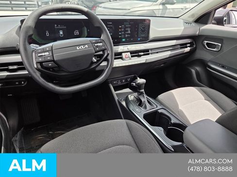 Used 2025 Kia K4 FWD image 7