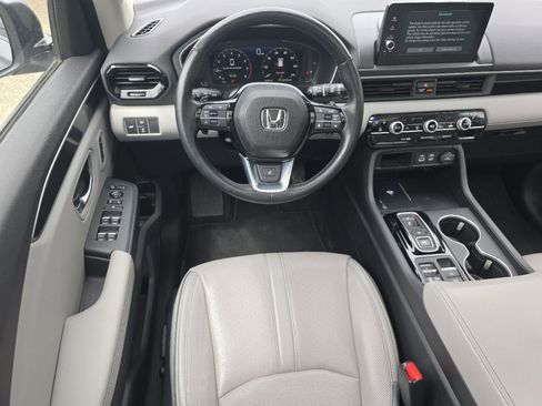 Used 2023 Honda Pilot Elite image 19