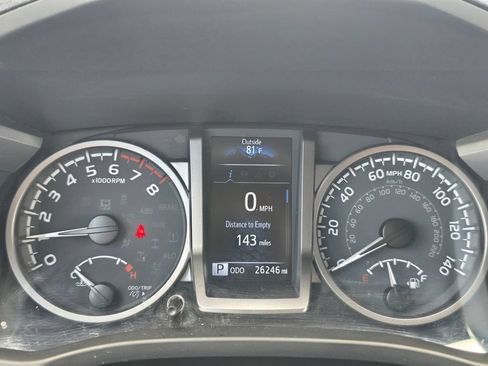 Certified 2023 Toyota Tacoma SR5 AWD/4WD image 22
