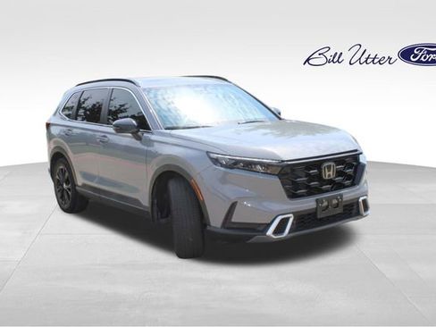 Used 2023 Honda CR-V Sport Touring image 3