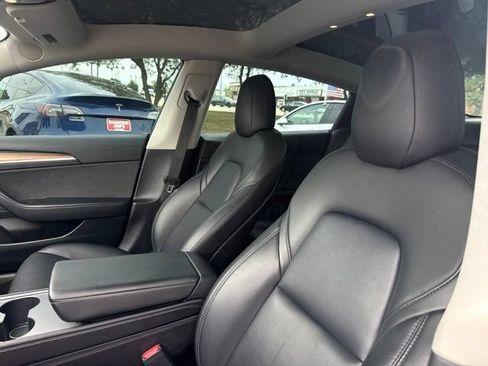 Used 2022 Tesla Model 3 Long Range AWD/4WD image 10