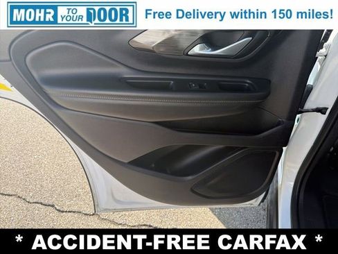 Used 2024 GMC Terrain SLE image 29