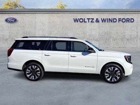 Used 2025 Ford Expedition Max Platinum w/ Driver's Package image 7