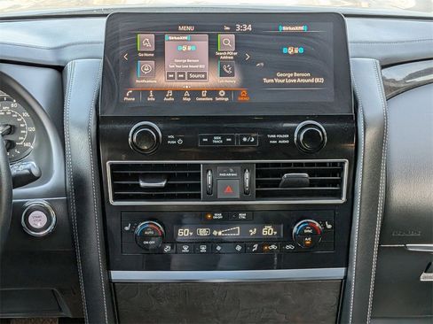 Used 2024 INFINITI QX80 Luxe image 17