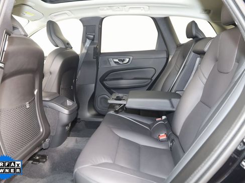 Used 2025 Volvo XC60 B5 Plus image 49