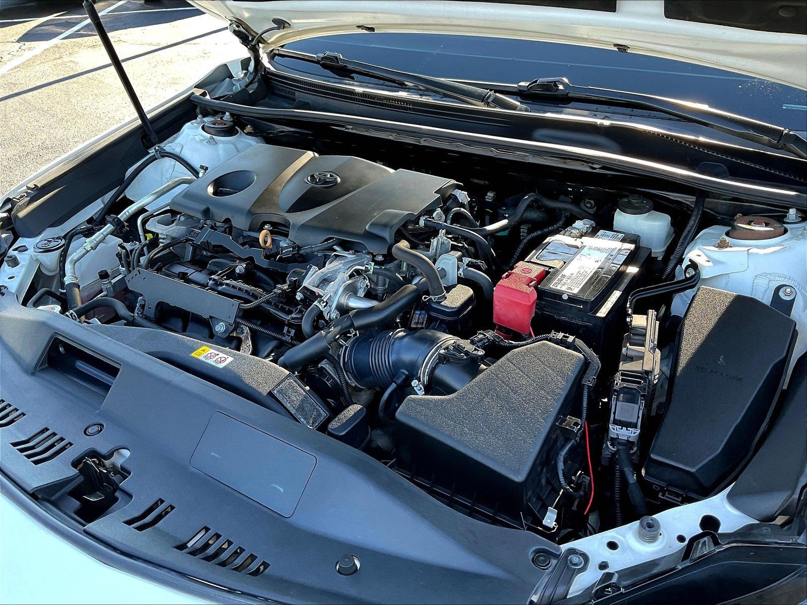 Used 2019 Toyota Camry XSE FWD image 31