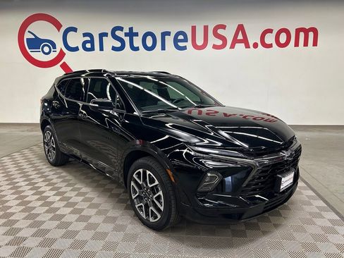 Used 2025 Chevrolet Blazer RS FWD image 1