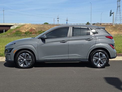 Used 2023 Hyundai Kona SE FWD image 6