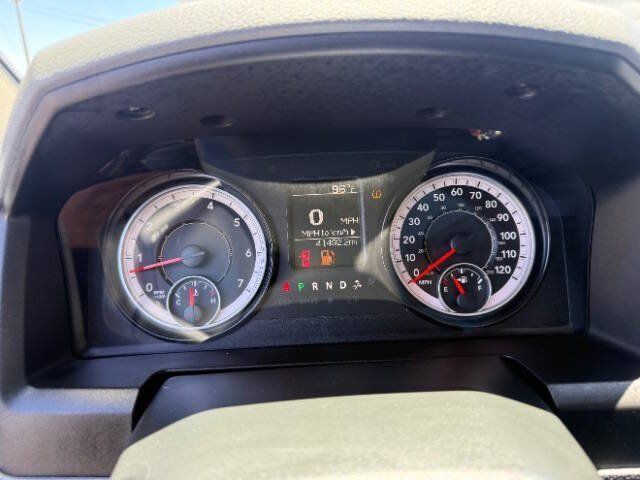 Used 2019 RAM 1500 Tradesman w/ Chrome Plus Package RWD image 12