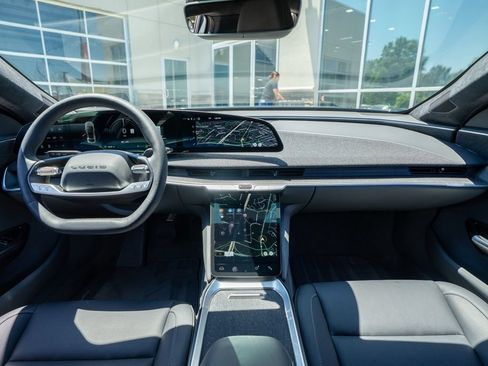 Used 2024 Lucid Air Pure RWD image 46