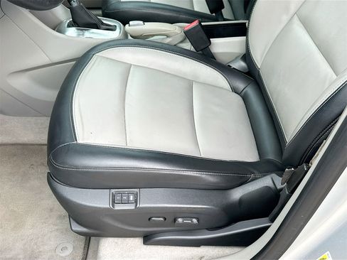 Used 2014 Buick Encore Leather image 18